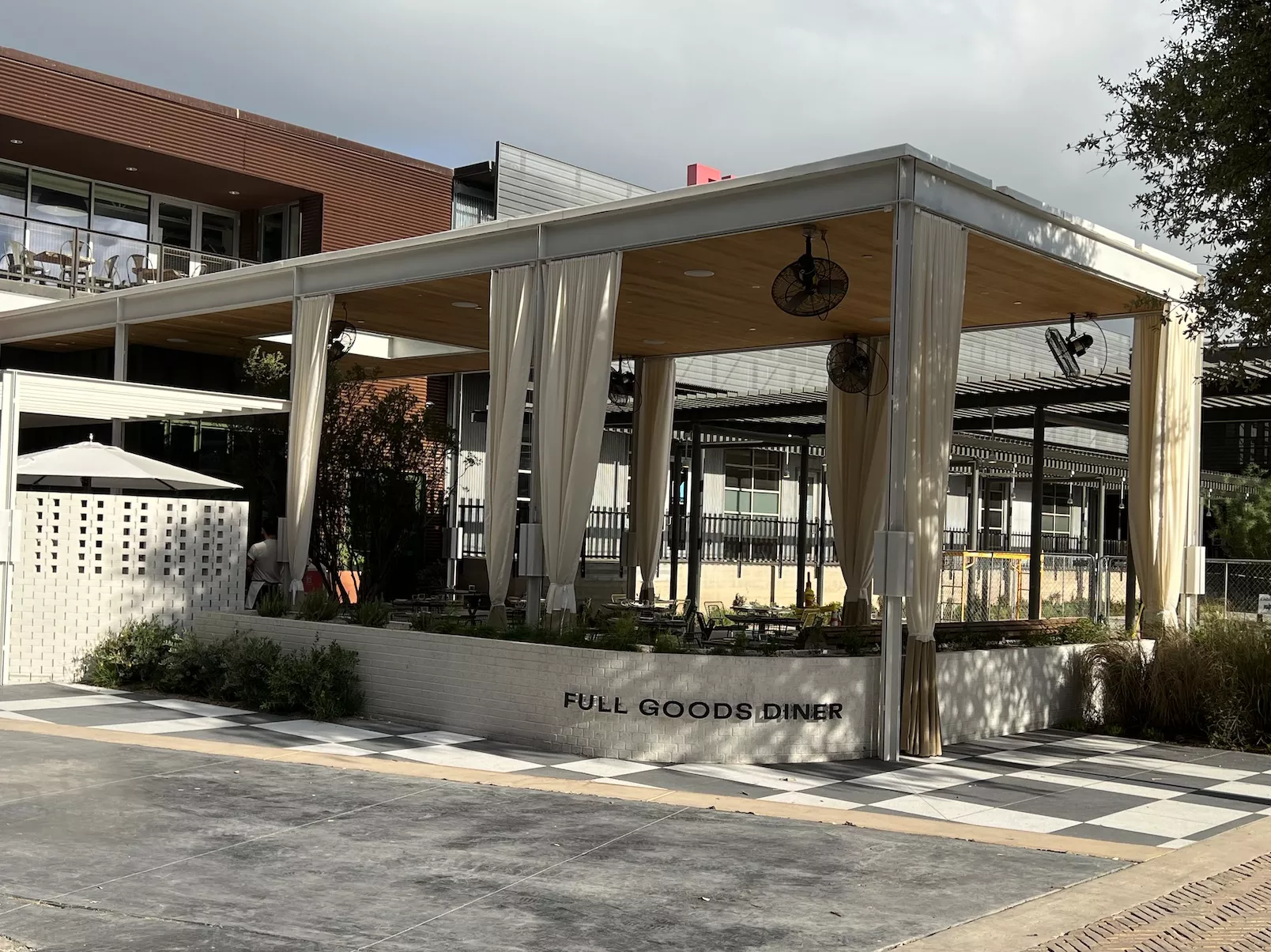 San Antonio brunch spot Full Items Diner to shut at yr’s finish