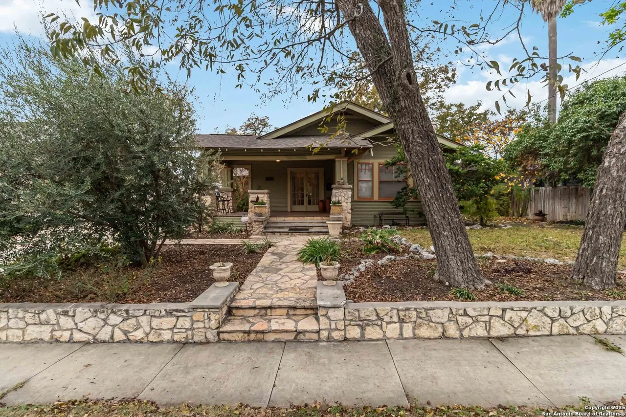 A uncommon historic residence in San Antonio’s River Highway space simply hit the market