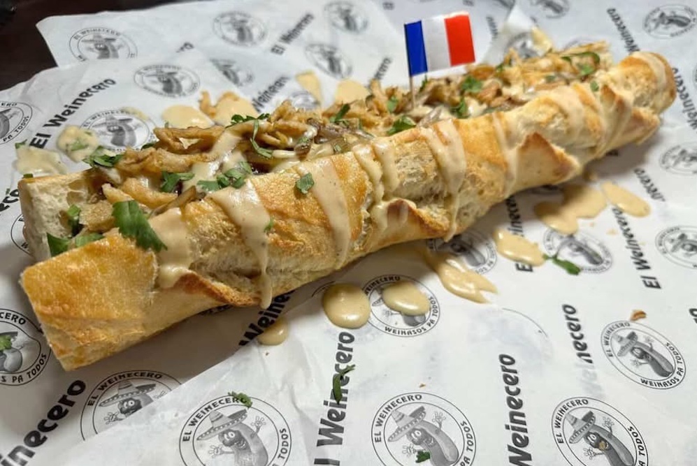 Mexican-style hotdog stand El Weinecero gains brick-and-mortar location at Bar Gimme Gimme