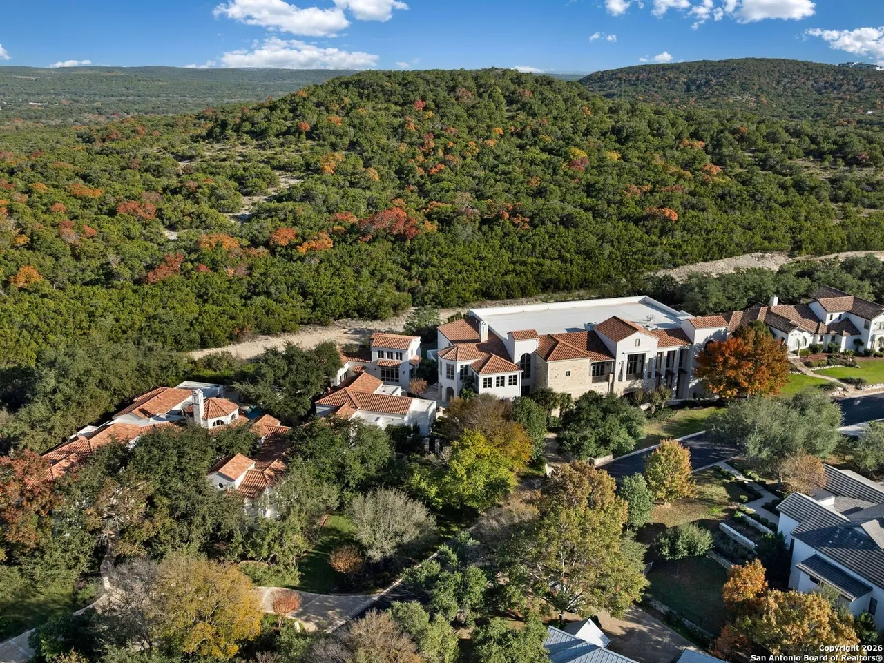 Scarface-worthy mansion going for $8 million in San Antonio’s Dominion has indoor basketball court and sauna