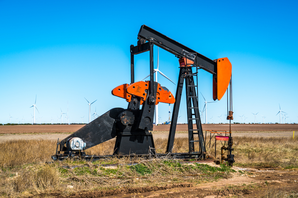 Judge rules Texas law banning state investment in firms ‘boycotting’ fossil fuels unconstitutional