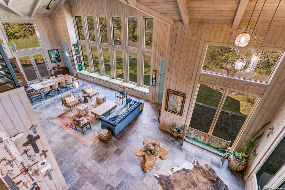 A cabin on the market inside San Antonio metropolis limits comes with 7 acres and Hill Nation views