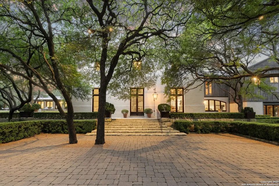 San Antonio’s ‘costliest property’ on the market relisted with a 0,000 value minimize