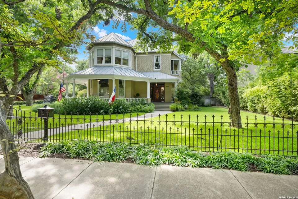 A sublime Victorian home on the market in King William was in-built 1885 by outstanding San Antonio service provider