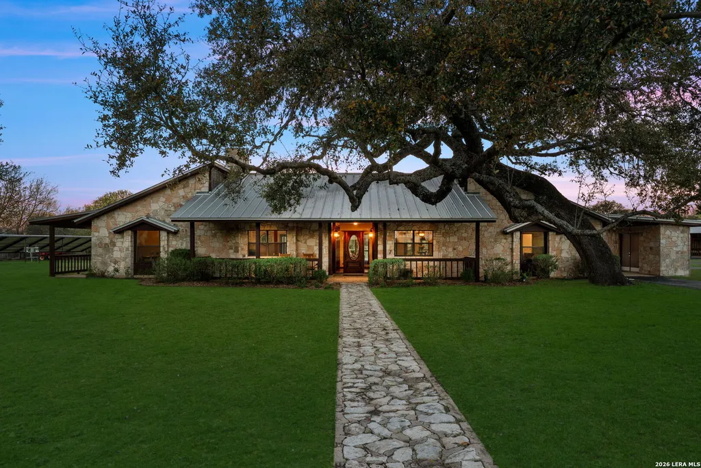 This San Antonio home for sale has a horse barn and room for livestock — even though it's in city limits