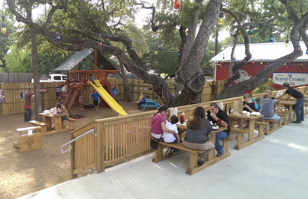 20 kid-friendly bars and eating places in San Antonio that folks can take pleasure in too 20 kid-friendly bars and eating places in San Antonio that folks can take pleasure in too
