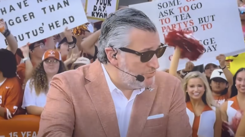 U.S. Sen. Ted Cruz booed relentlessly at UT football game