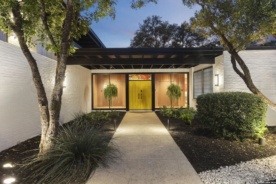 Mid-century Mad Men-style house built by Tower of the Americas' architect for sale in San Antonio
