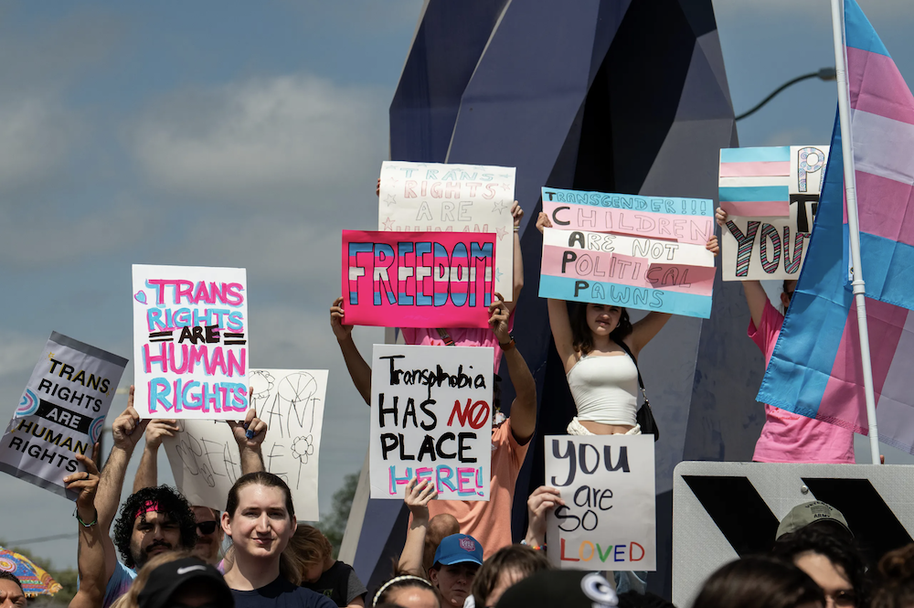 Texas transgender rights group says it didn’t send texts that prompted call for an investigation